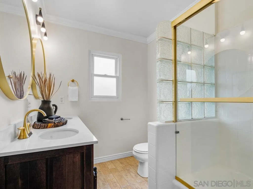 https://cdn.realtyfeed.com/cdn/127/260002161/561b1d39d19ddf967b85779a457dc32b.webp