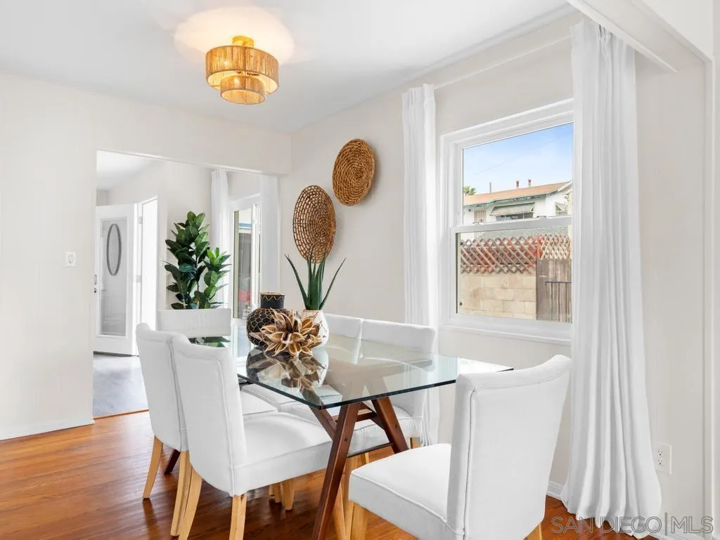 https://cdn.realtyfeed.com/cdn/127/260002161/64f581a48f7a7483cf85d985c4f51609.webp