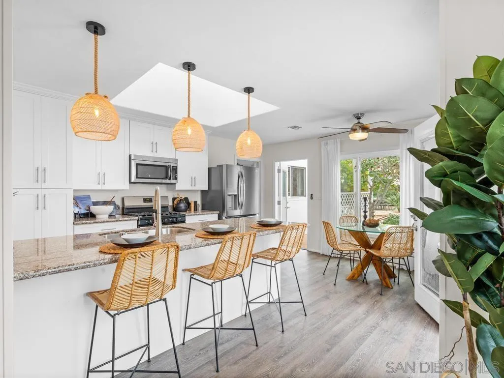 https://cdn.realtyfeed.com/cdn/127/260002161/85a1f64e152b51e114a9f9a8662de4e0.webp