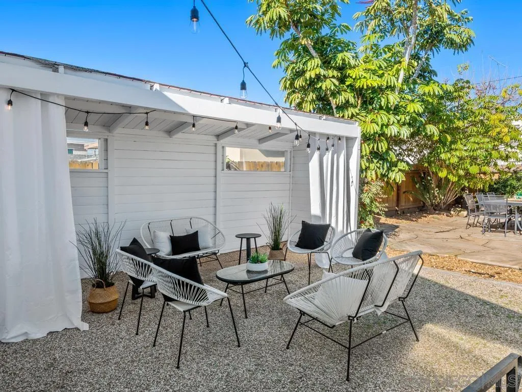 https://cdn.realtyfeed.com/cdn/127/260002161/9939958048de9b73bb2c36bb4af7c4a8.webp