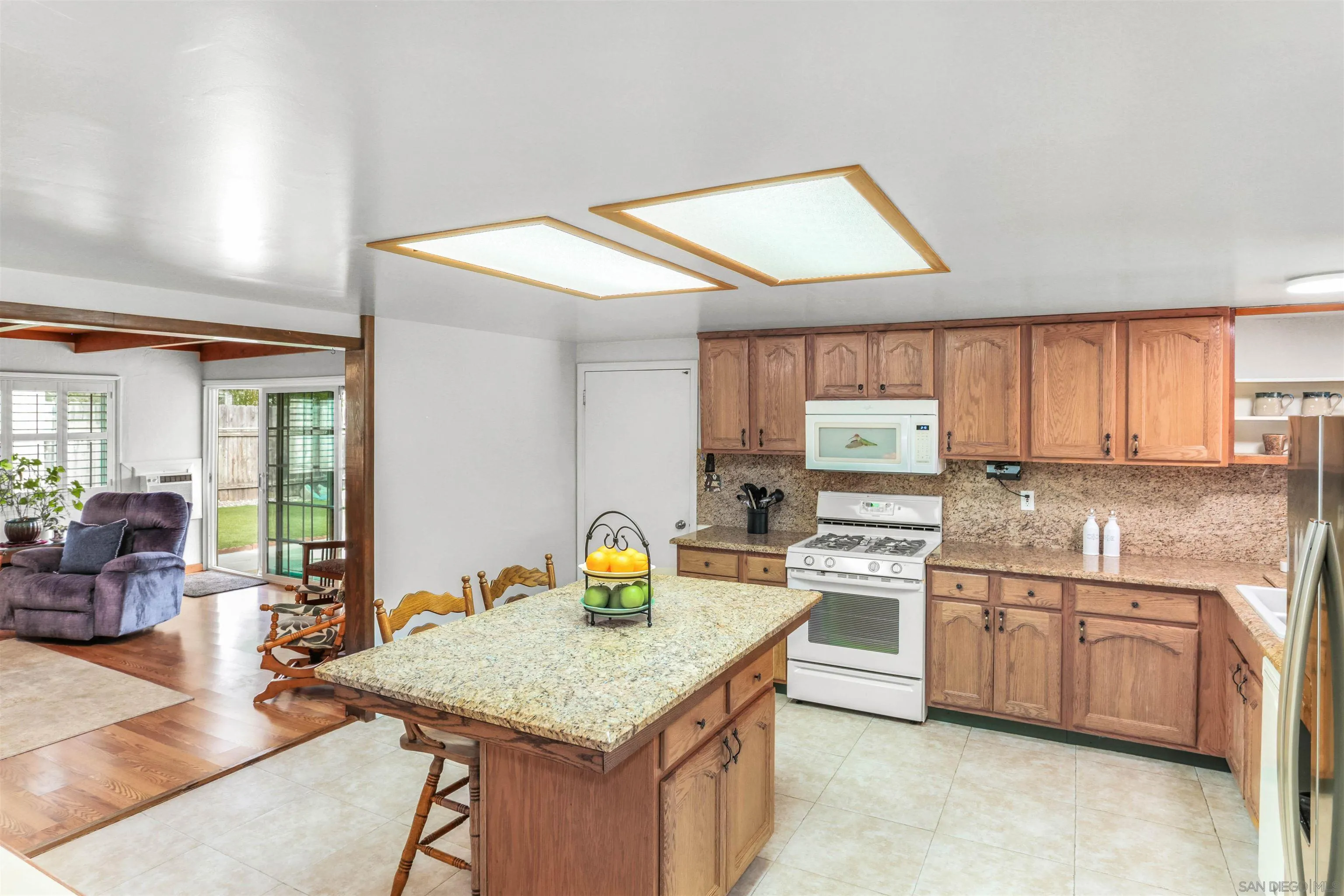 https://cdn.realtyfeed.com/cdn/127/260002162/1886ccf2e020e7895120e0bf26ba14cb.webp