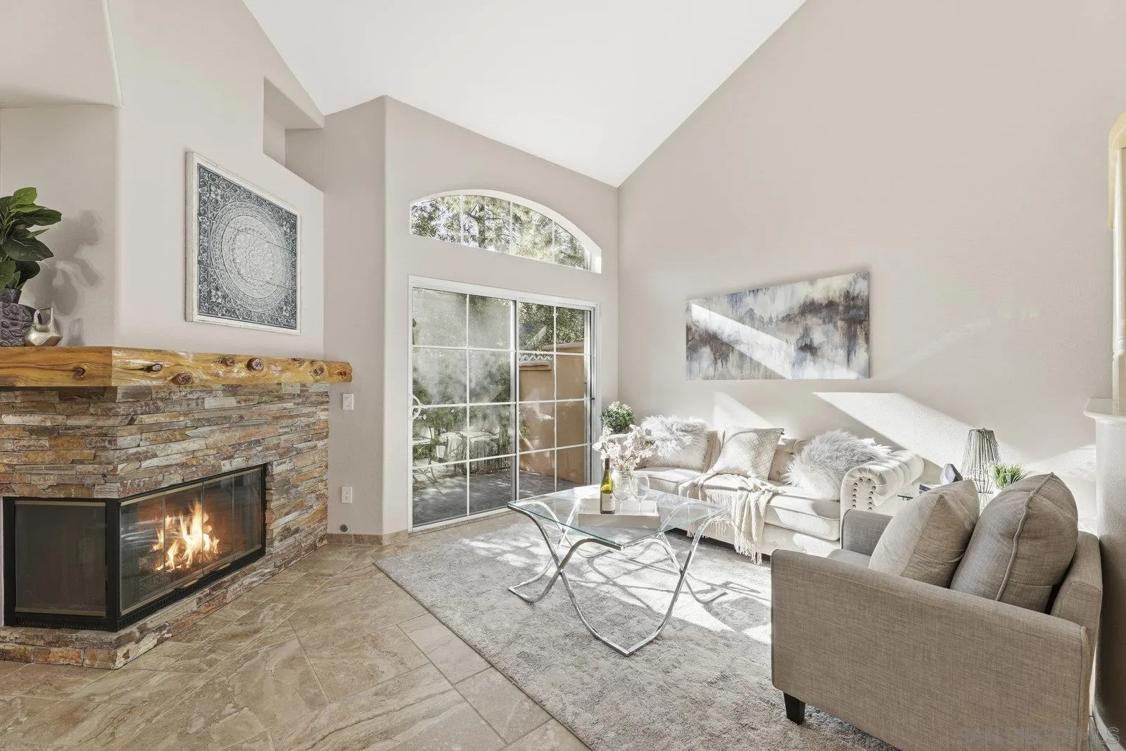 Photo #3: 260002164 Listing: Photo #3