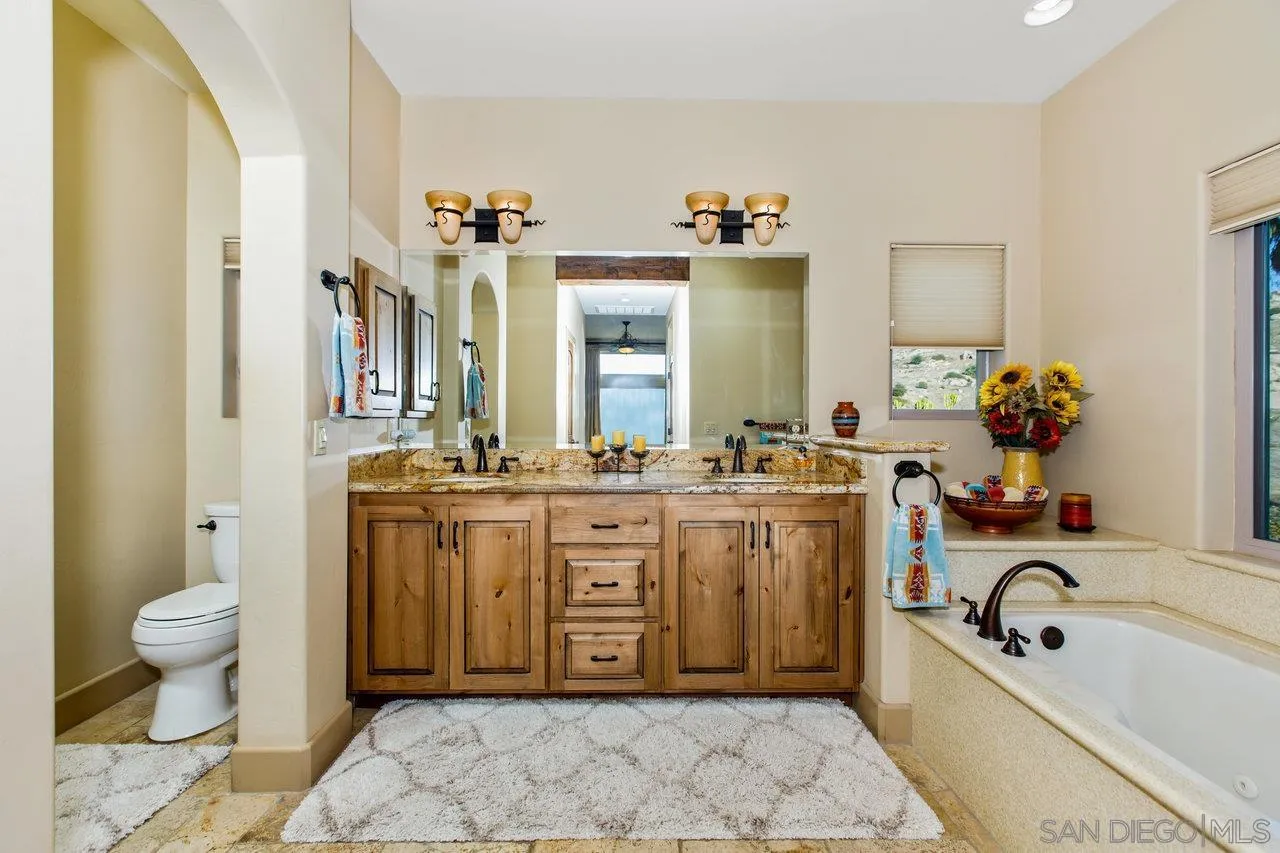 https://cdn.realtyfeed.com/cdn/127/260002165/13790d598f5726a121b3c683514b2fb0.webp