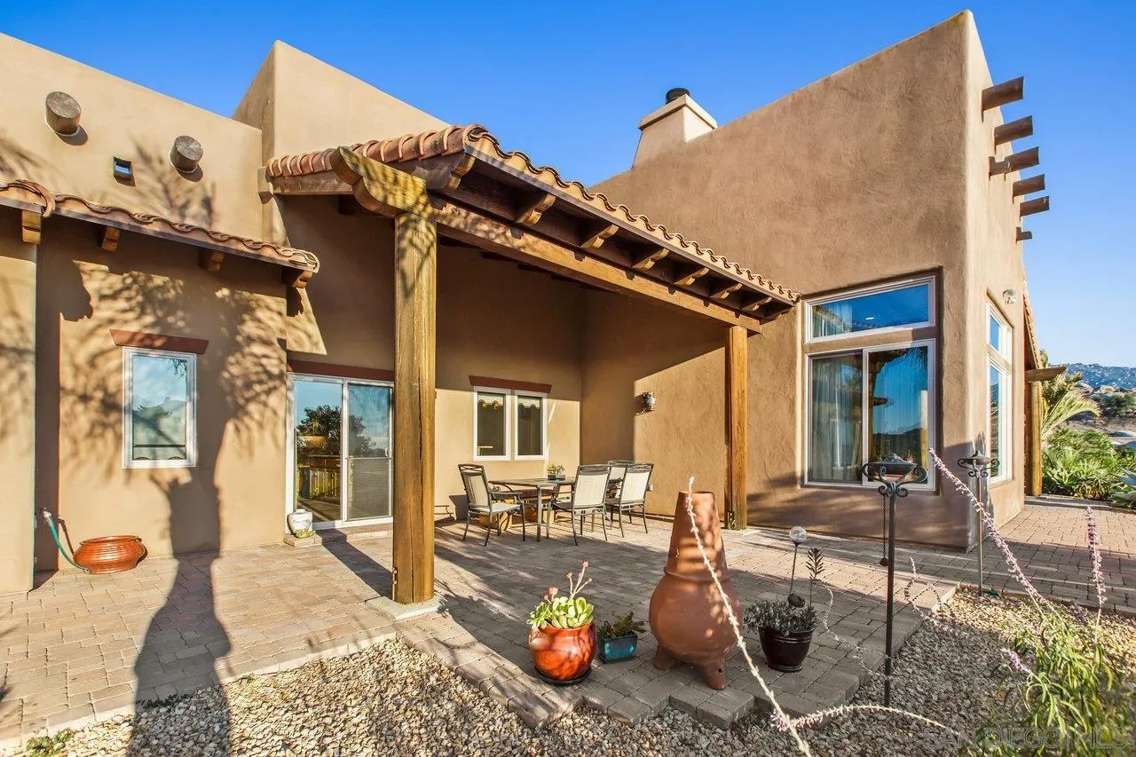 https://cdn.realtyfeed.com/cdn/127/260002165/3ac96ff4fc90f63251bce4bf881d24fd.webp