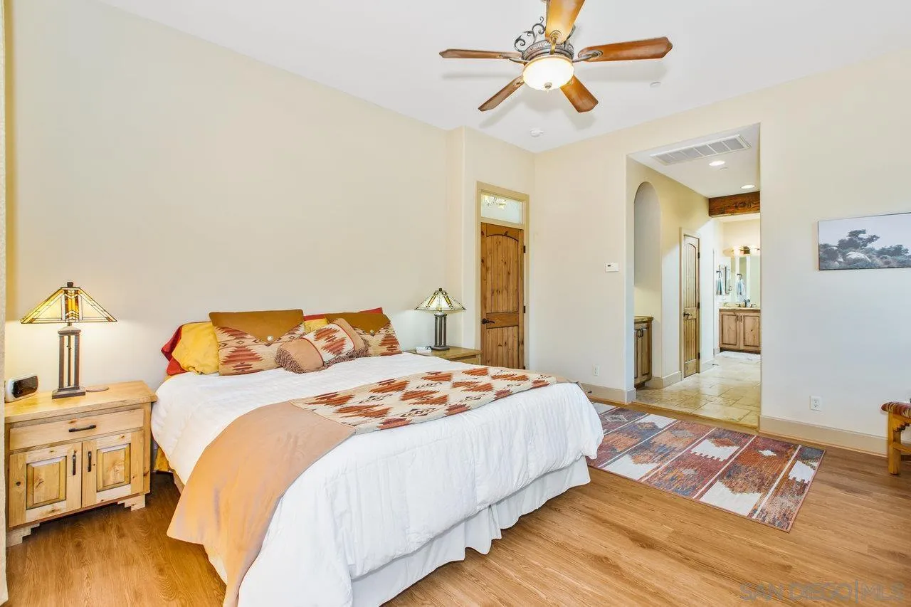 https://cdn.realtyfeed.com/cdn/127/260002165/62697c760c18c5154922df01a5e05b9a.webp
