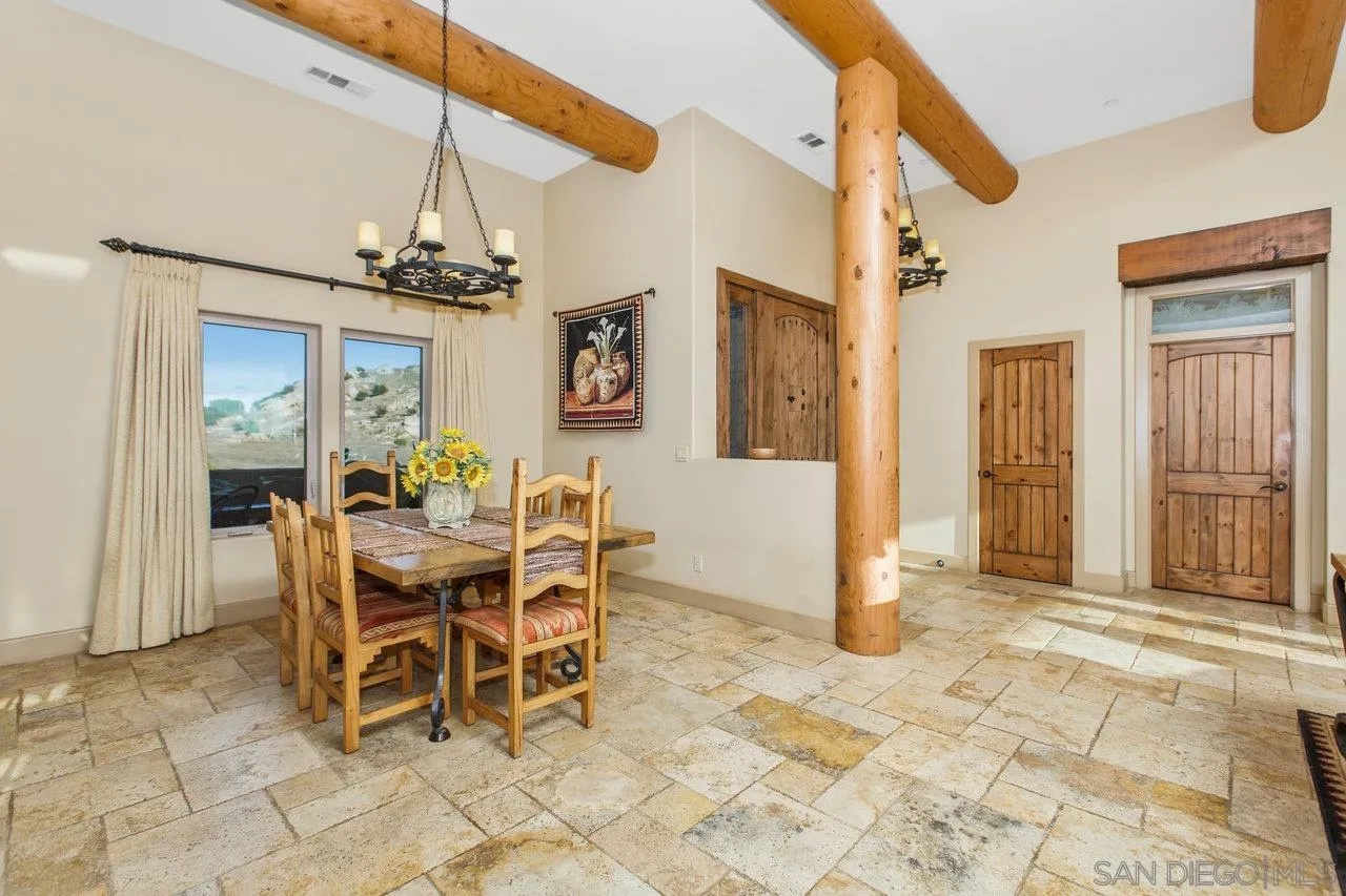 https://cdn.realtyfeed.com/cdn/127/260002165/6ba491596b03fde69d6dd0cf8877107c.webp