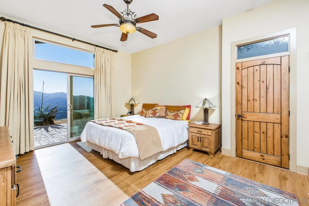 https://cdn.realtyfeed.com/cdn/127/260002165/a8e98039f1170c2ba7a8312bc74aaf34.webp