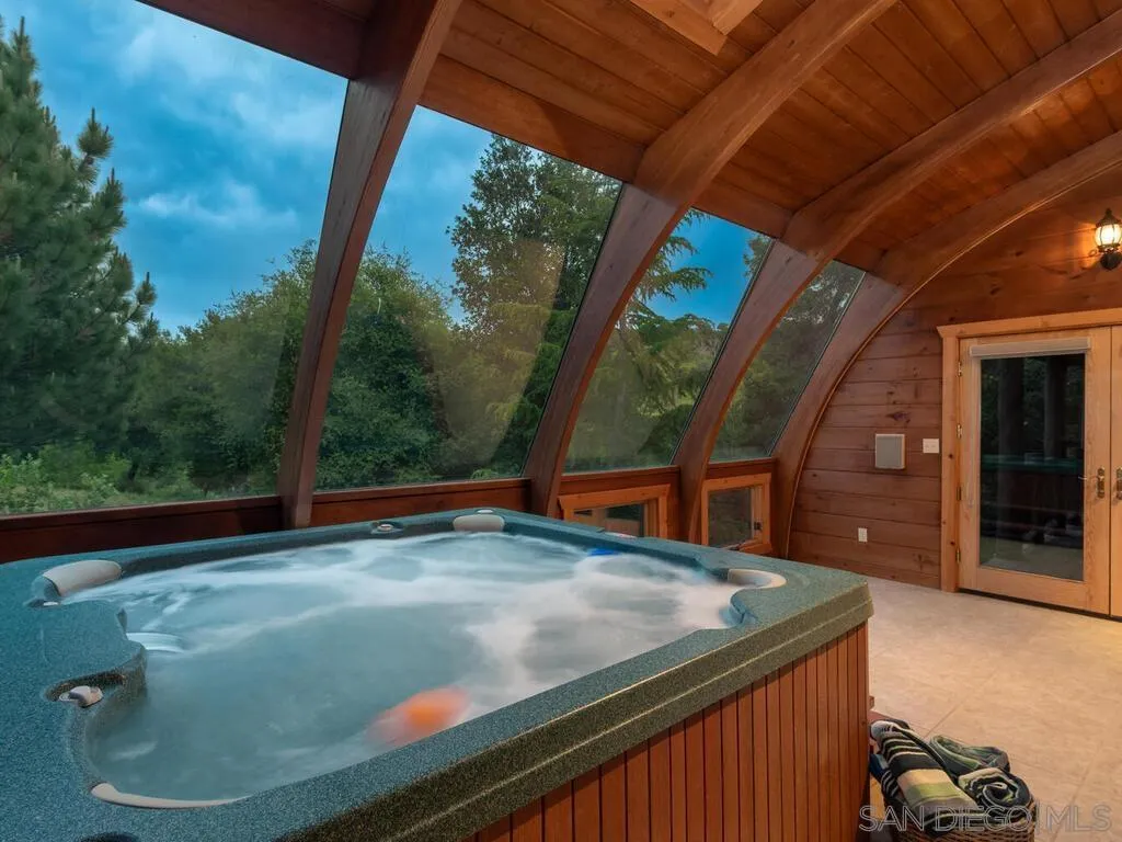 https://cdn.realtyfeed.com/cdn/127/260002167/0c39b4eb11e12bb2747115f3b938932e.webp