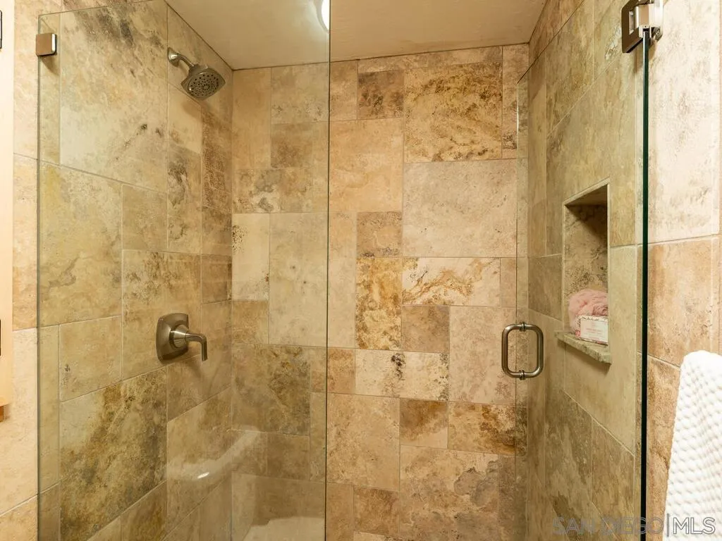 https://cdn.realtyfeed.com/cdn/127/260002167/2f2a6c4d146fc70cbc635dca04a8ccf9.webp