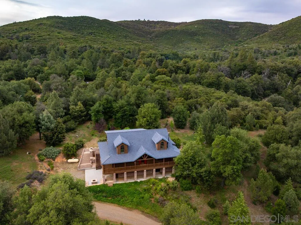 https://cdn.realtyfeed.com/cdn/127/260002167/4466d194a0aec9e922251c2832bcb48b.webp