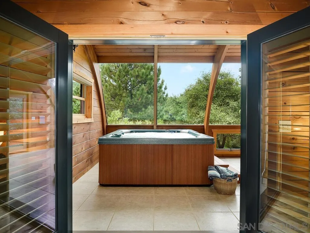 https://cdn.realtyfeed.com/cdn/127/260002167/4658a9d954ba6b180ede4f68a617f2b7.webp