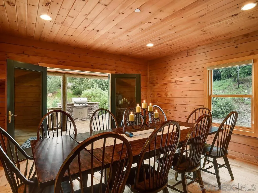 https://cdn.realtyfeed.com/cdn/127/260002167/4d90b6d495fec86b60051d604cb449af.webp