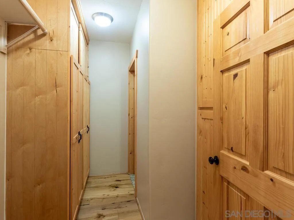 https://cdn.realtyfeed.com/cdn/127/260002167/d8b1996081300f858db479ad65137a87.webp