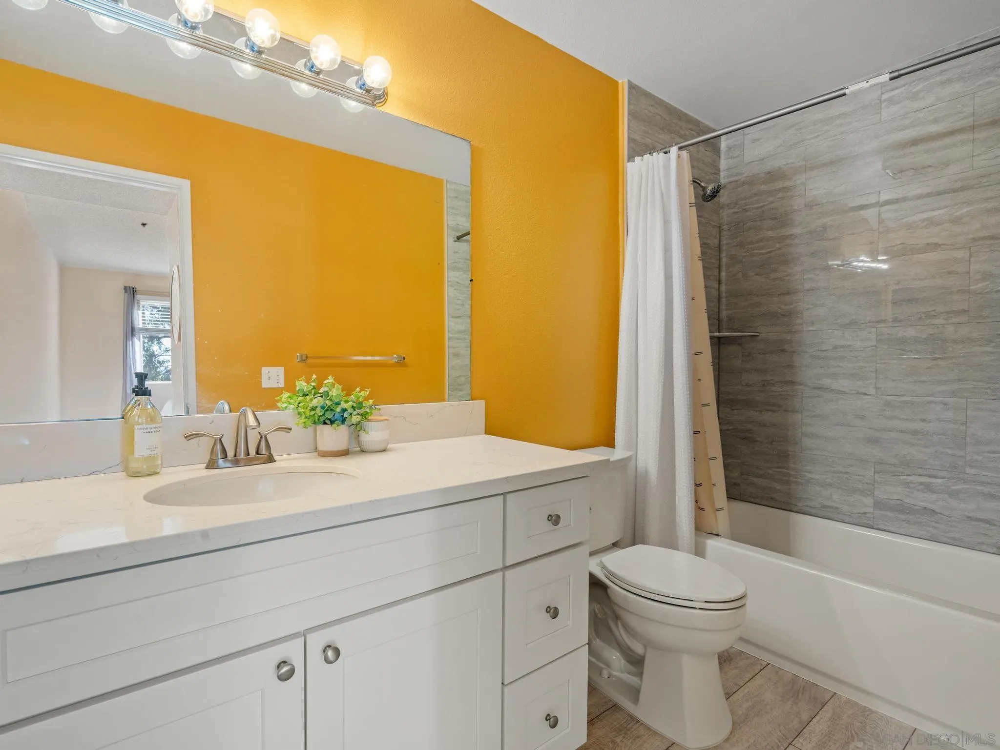 Photo #8: 260002169 Listing: Photo #8