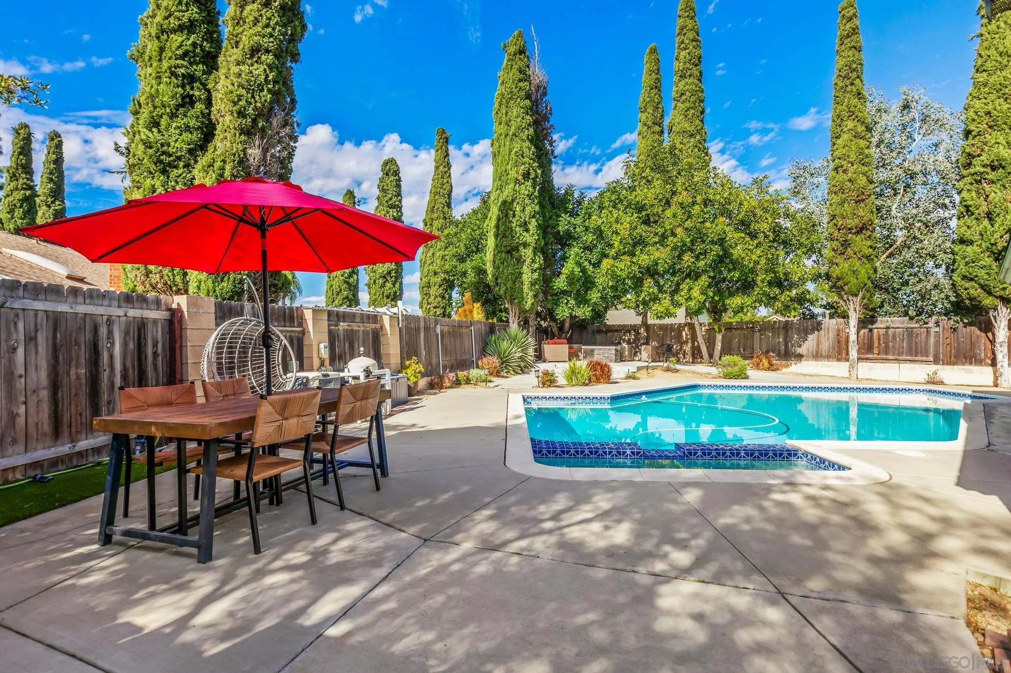 https://cdn.realtyfeed.com/cdn/127/260002170/496e26de681549aa6b959f673beea467.webp