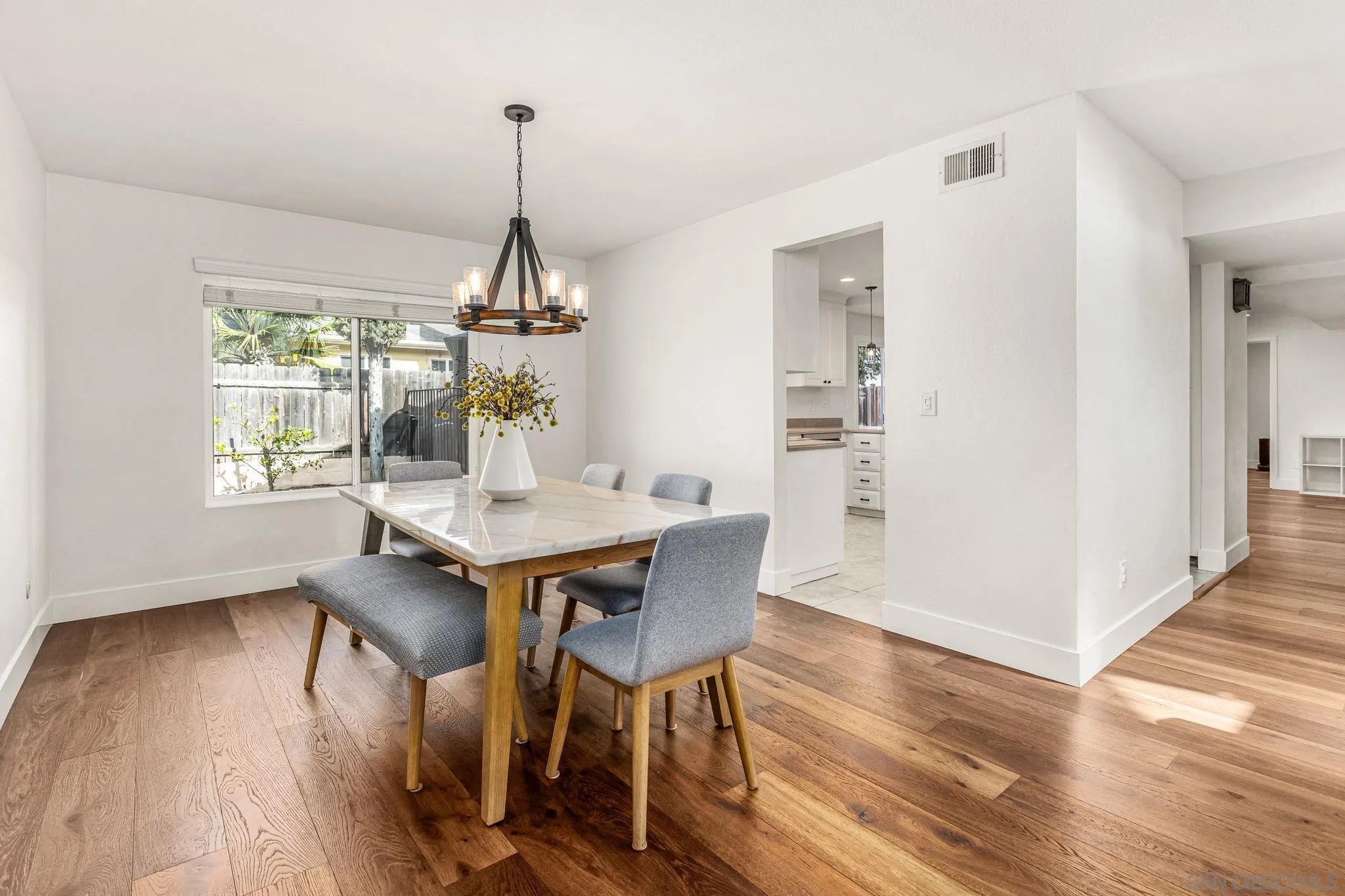 https://cdn.realtyfeed.com/cdn/127/260002170/b5d1c430e3b11eee0470fd269b88964d.webp