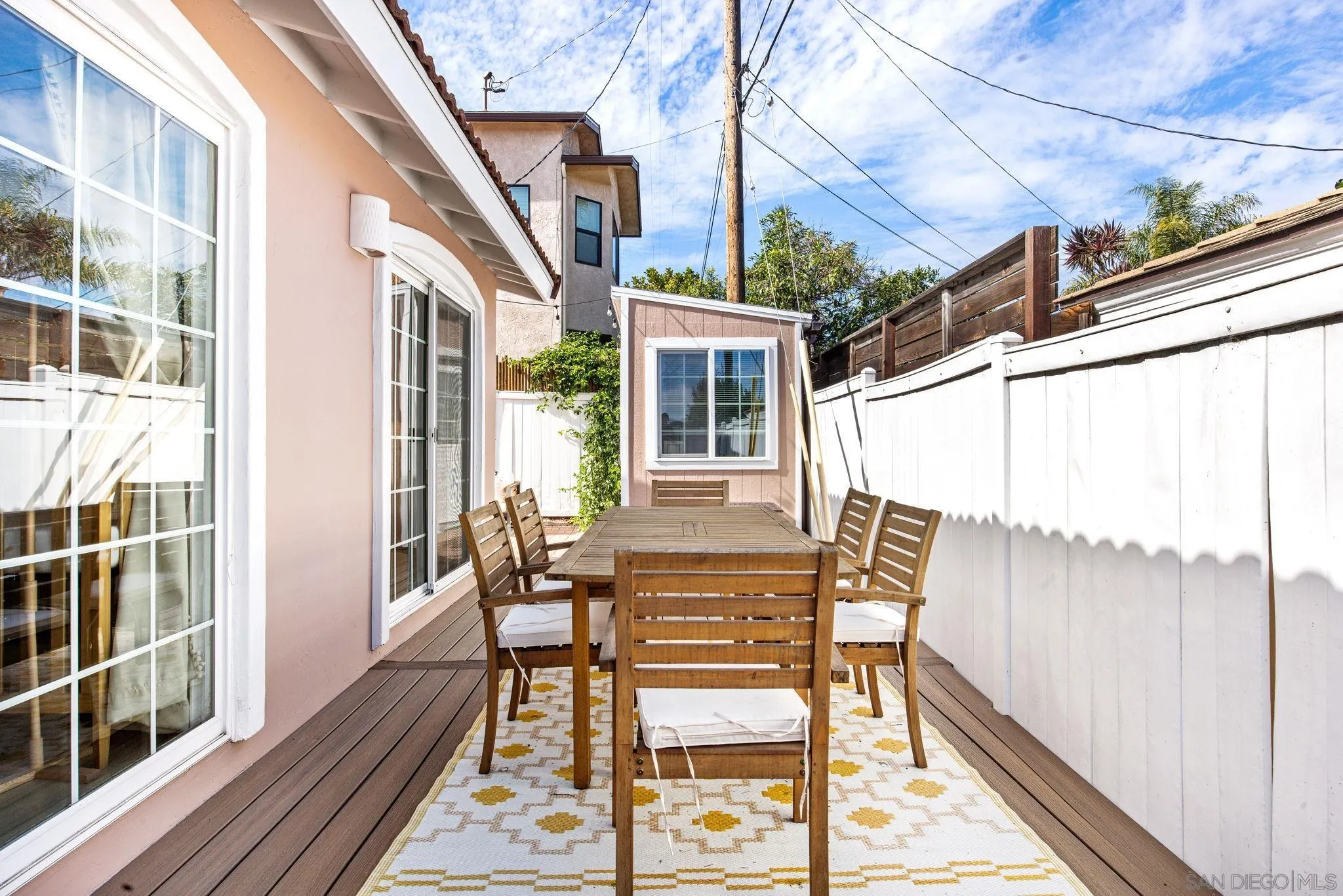 https://cdn.realtyfeed.com/cdn/127/260002171/0e894c99ad51165f1ee1ecdeb34a9ad3.webp