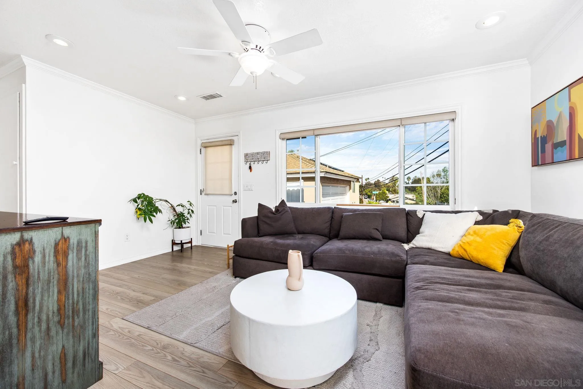 https://cdn.realtyfeed.com/cdn/127/260002171/6c317f226d5c0e21eca7eee146512897.webp