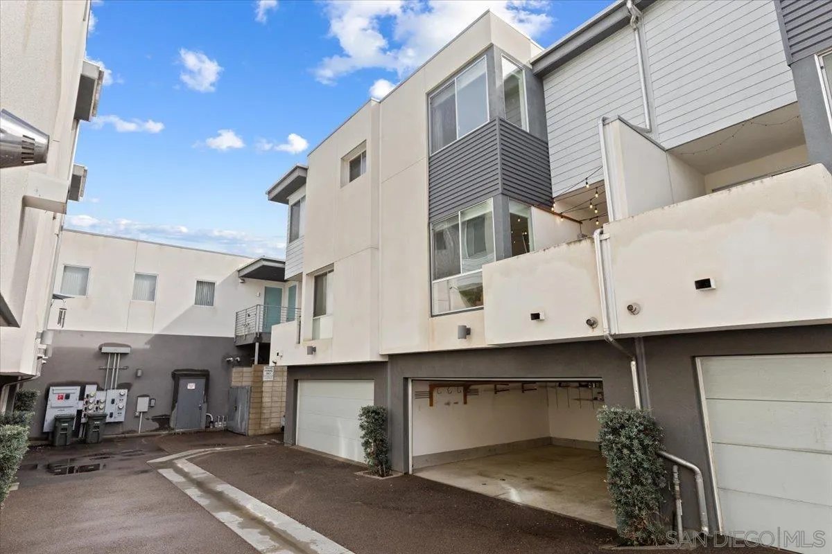 https://cdn.realtyfeed.com/cdn/127/260002181/b362bc62b677226c6a278ec11186c4dc.webp