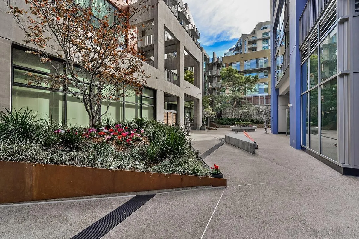 Photo #37: 260002185 Listing: Photo #37