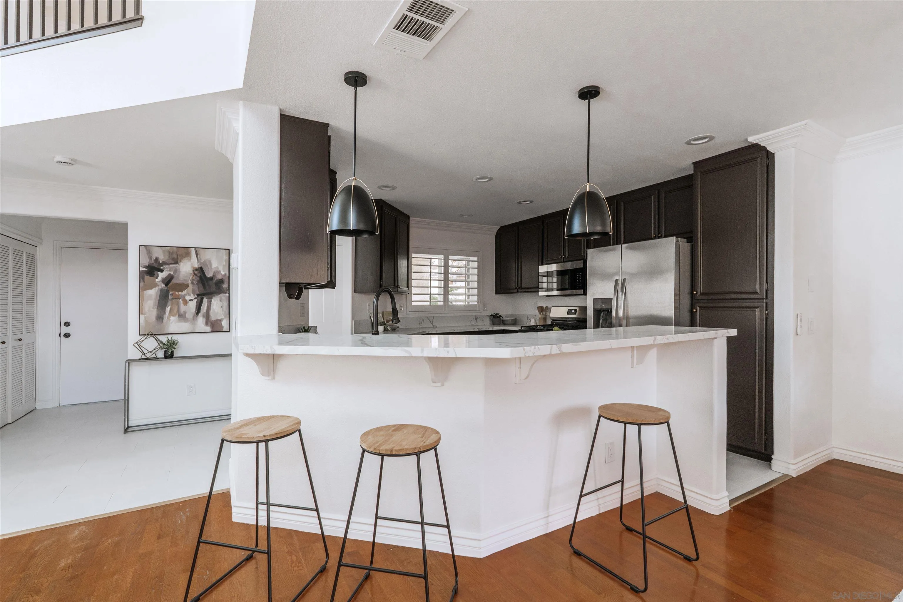 https://cdn.realtyfeed.com/cdn/127/260002187/563eca4727d79ede9d957a8e51ad6060.webp