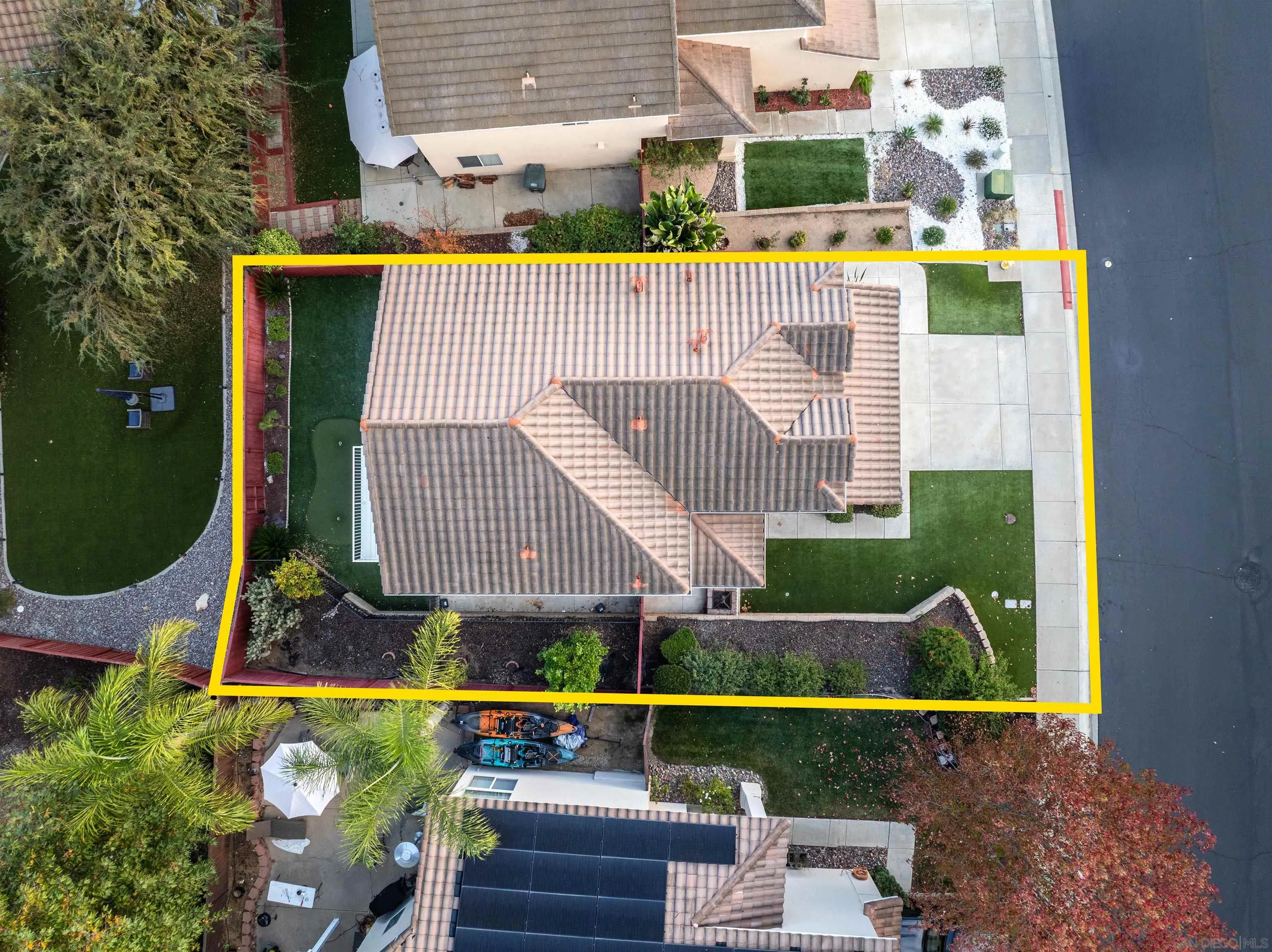 https://cdn.realtyfeed.com/cdn/127/260002187/58e724c61162474aee95124009f02fe6.webp