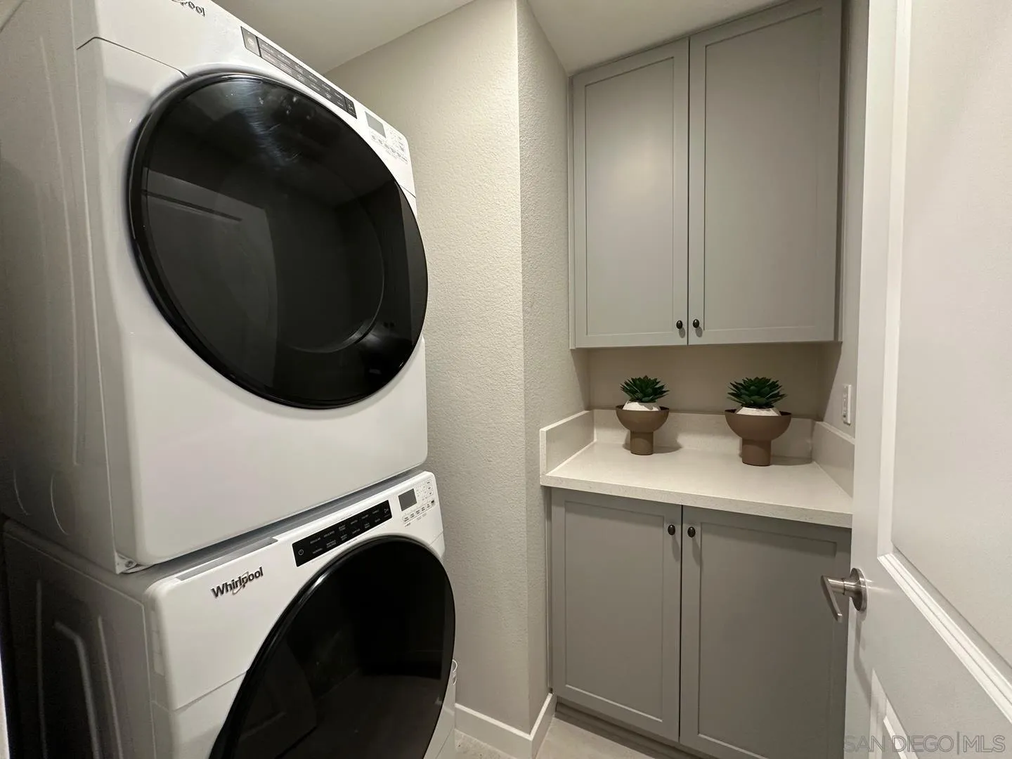 Photo #8: 260002196 Listing: Photo #8