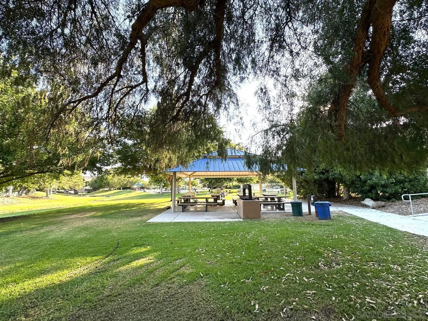 Photo #2: 260002196 Listing: Photo #2