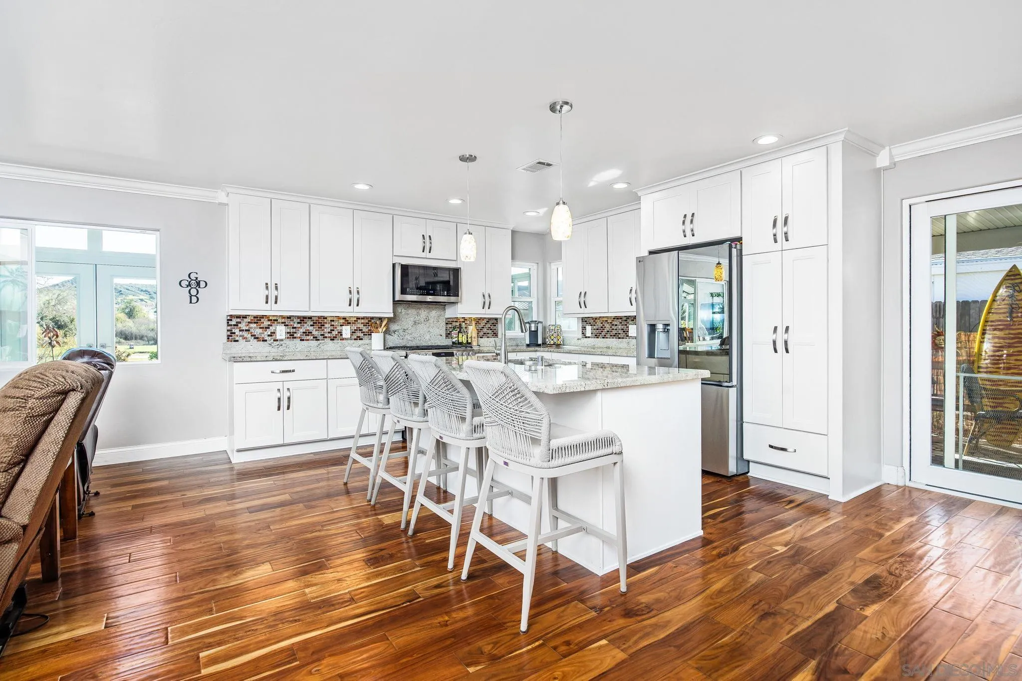 https://cdn.realtyfeed.com/cdn/127/260002205/5cc127b0ba02ade4054d740c26e9c0c1.webp