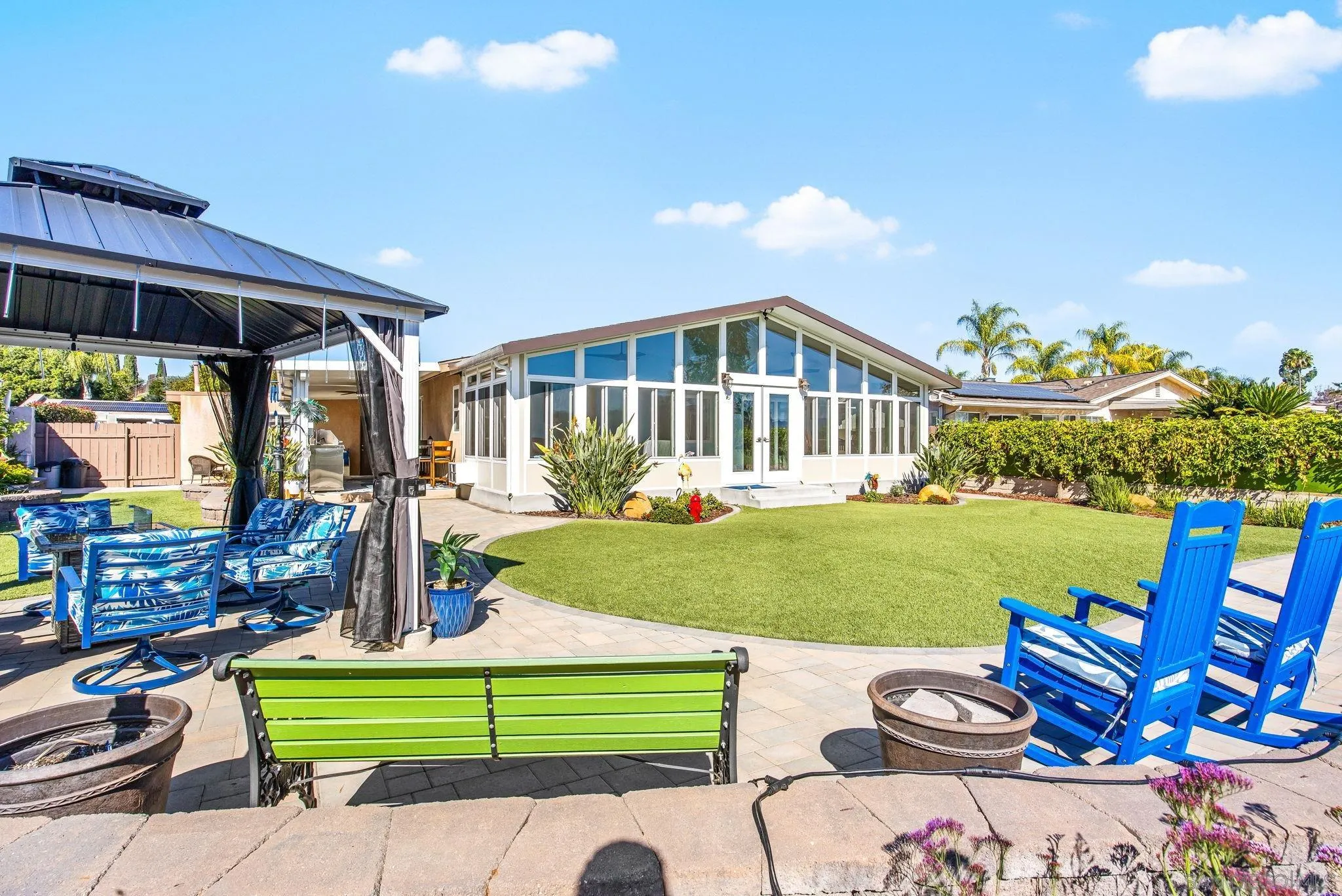 https://cdn.realtyfeed.com/cdn/127/260002205/9f16b55aa2e4c4aa83d824624074eb64.webp