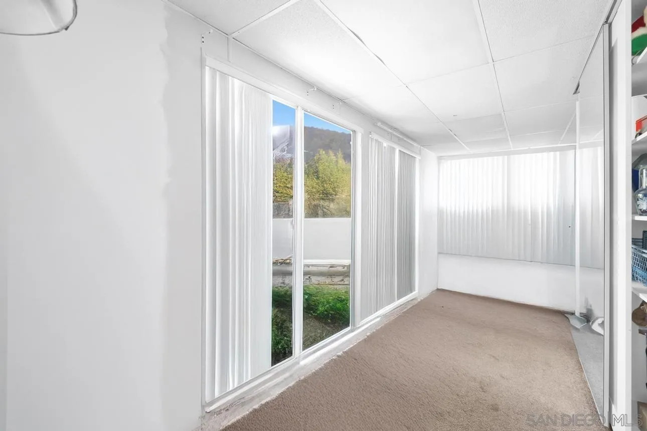 https://cdn.realtyfeed.com/cdn/127/260002207/04c32657b528cd8ded0b93f65956d5f1.webp