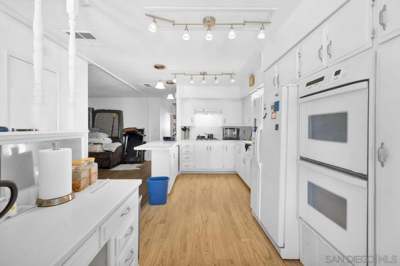 https://cdn.realtyfeed.com/cdn/127/260002207/6b7d6336697d7676a1493849f6bfa9fc.webp