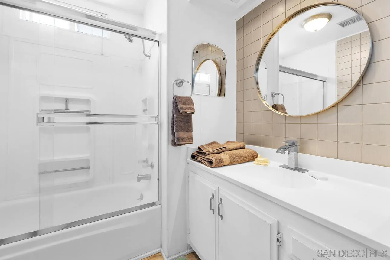 https://cdn.realtyfeed.com/cdn/127/260002207/df2d8d278b9e41554480f488f9717195.webp