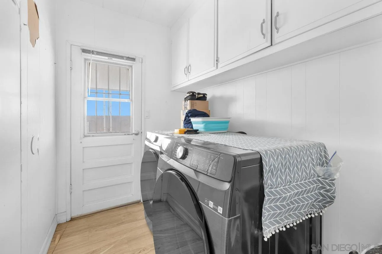 https://cdn.realtyfeed.com/cdn/127/260002207/e30f16b2c2e4bad882b1791a64331e28.webp
