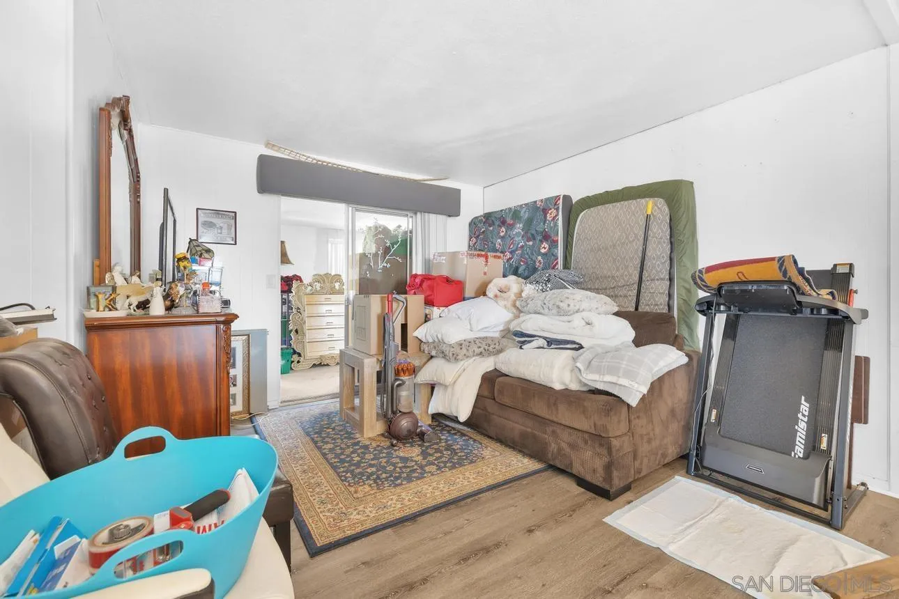 https://cdn.realtyfeed.com/cdn/127/260002207/fec252b26f49659e8e8657ab85018b64.webp