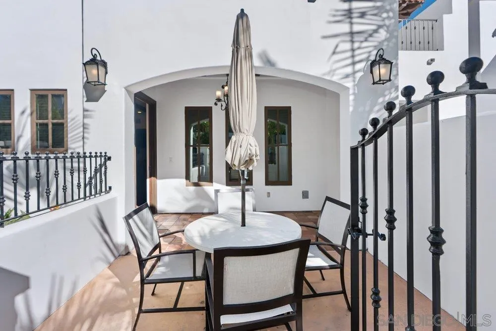 Photo #11: 260002211 Listing: Photo #11