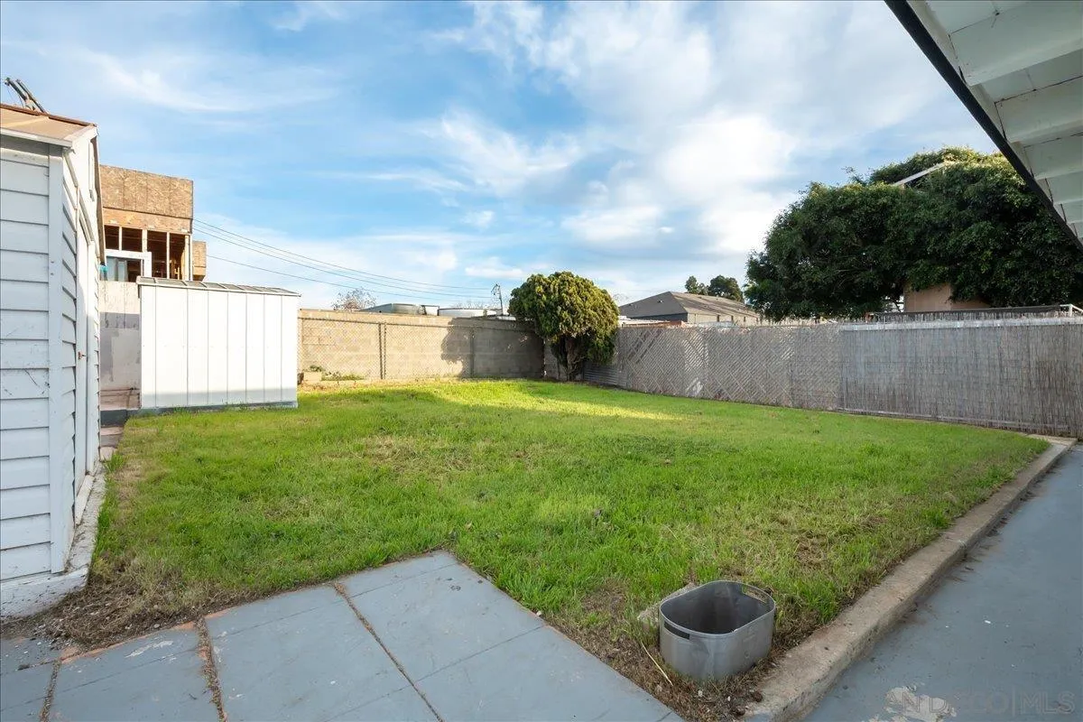 https://cdn.realtyfeed.com/cdn/127/260002215/e82e68ff4a24faf614716b15a6dd75c0.webp