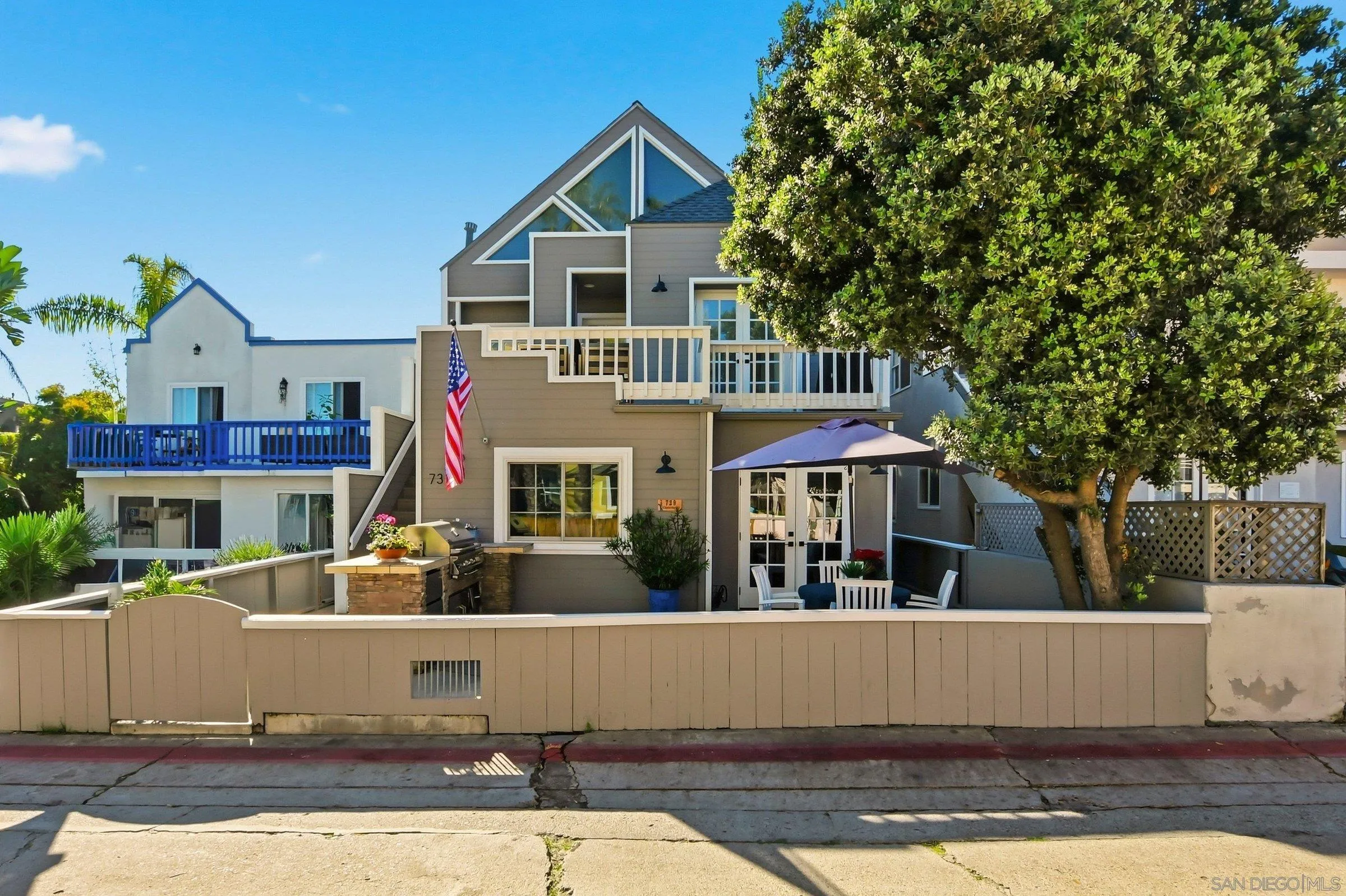https://cdn.realtyfeed.com/cdn/127/260002217/6286186531b58f059079bec96f2c403b.webp