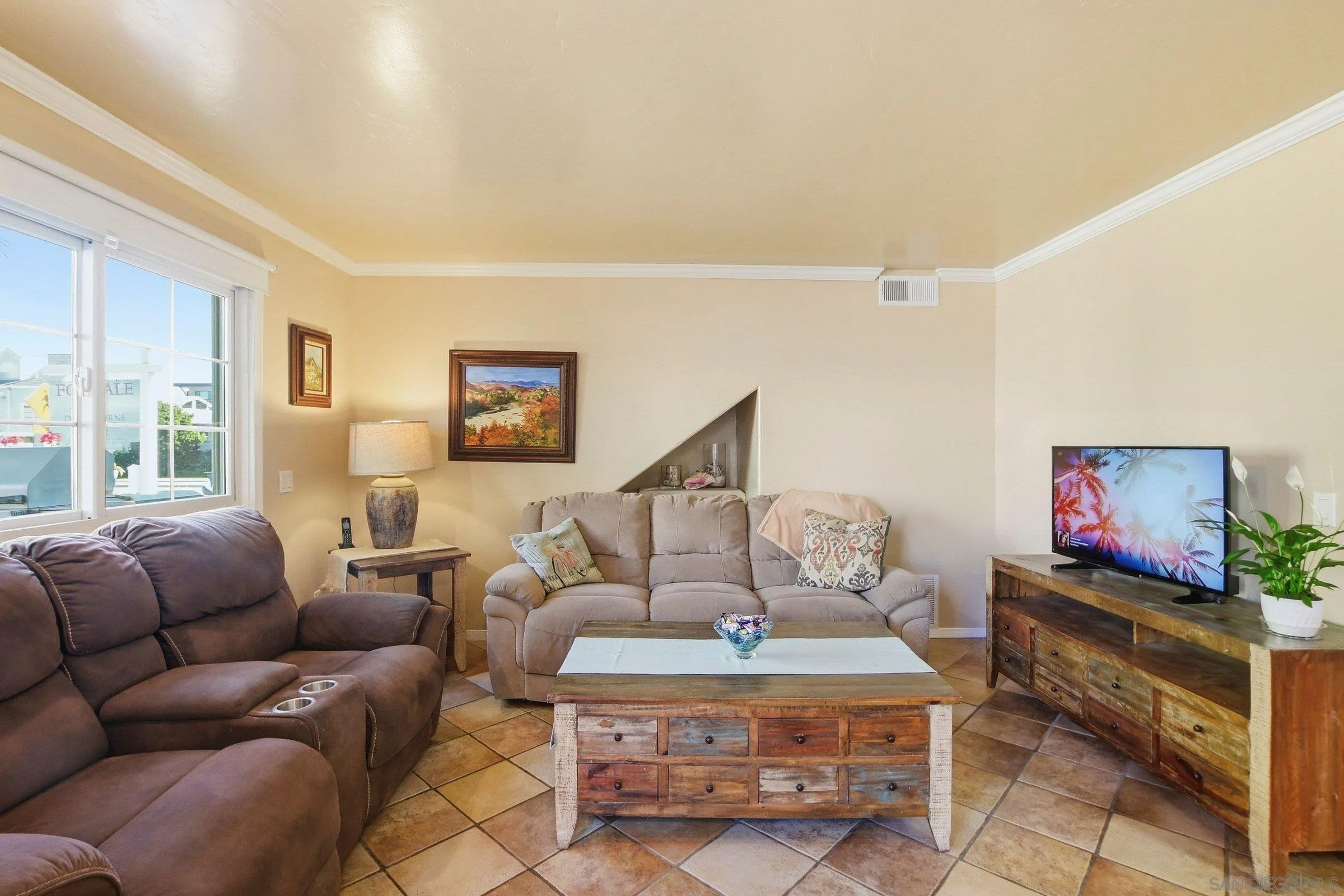 https://cdn.realtyfeed.com/cdn/127/260002217/ce82ba9e96efd193e224eeeb9d058636.webp