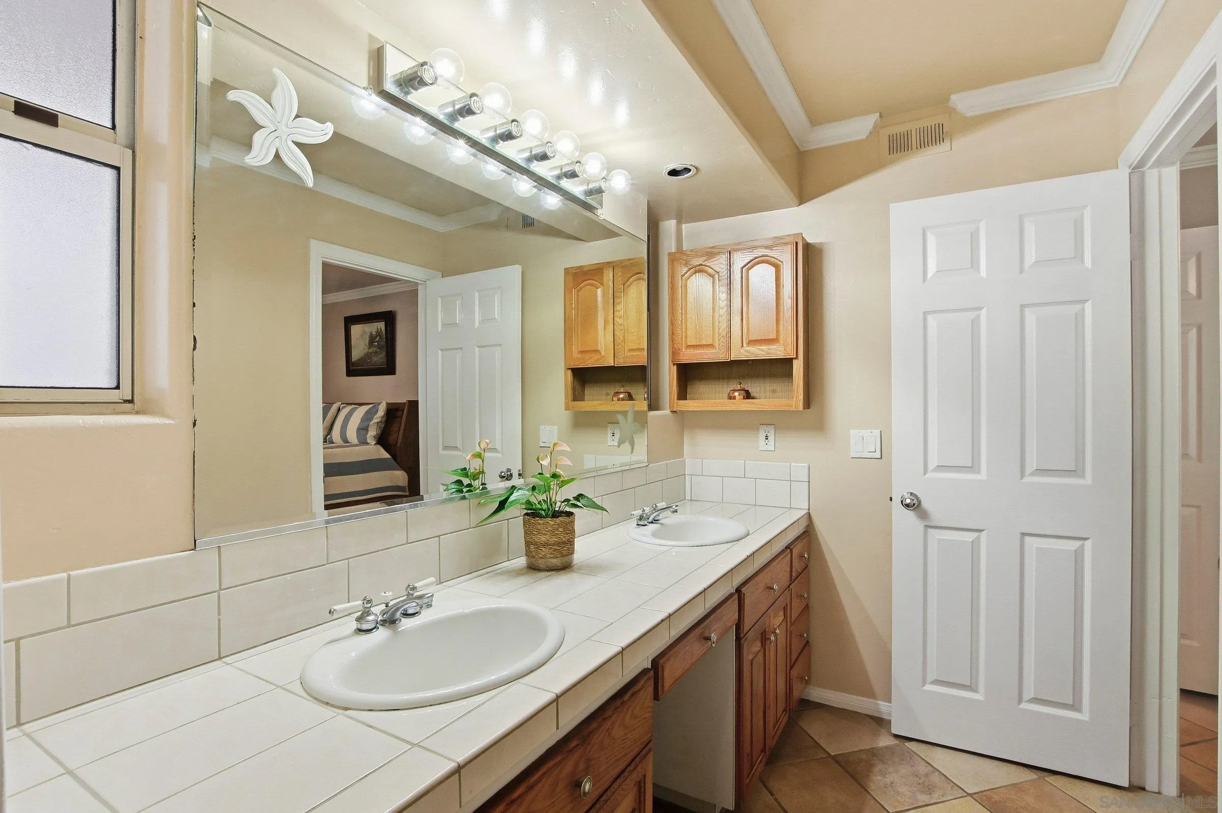 https://cdn.realtyfeed.com/cdn/127/260002217/f59a4011409c1d959919fc0165961487.webp