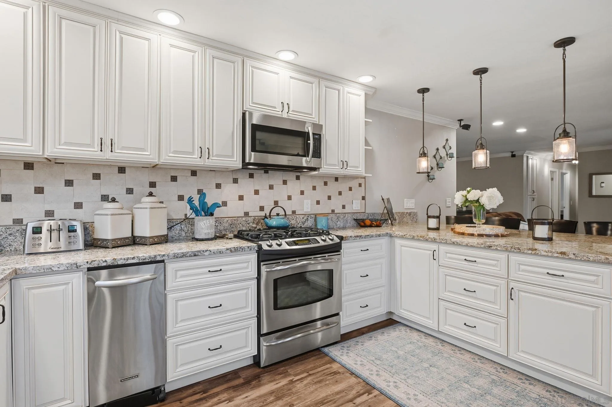 https://cdn.realtyfeed.com/cdn/127/260002218/1482b8756d66d6b30254eae4d14d3674.webp