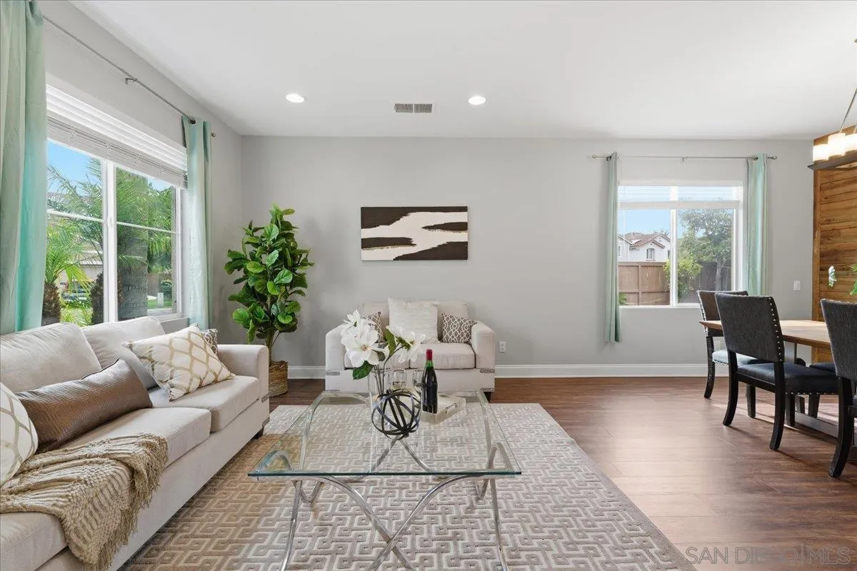 https://cdn.realtyfeed.com/cdn/127/260002219/2e2a825a500220ad64a96e449158f5e8.webp