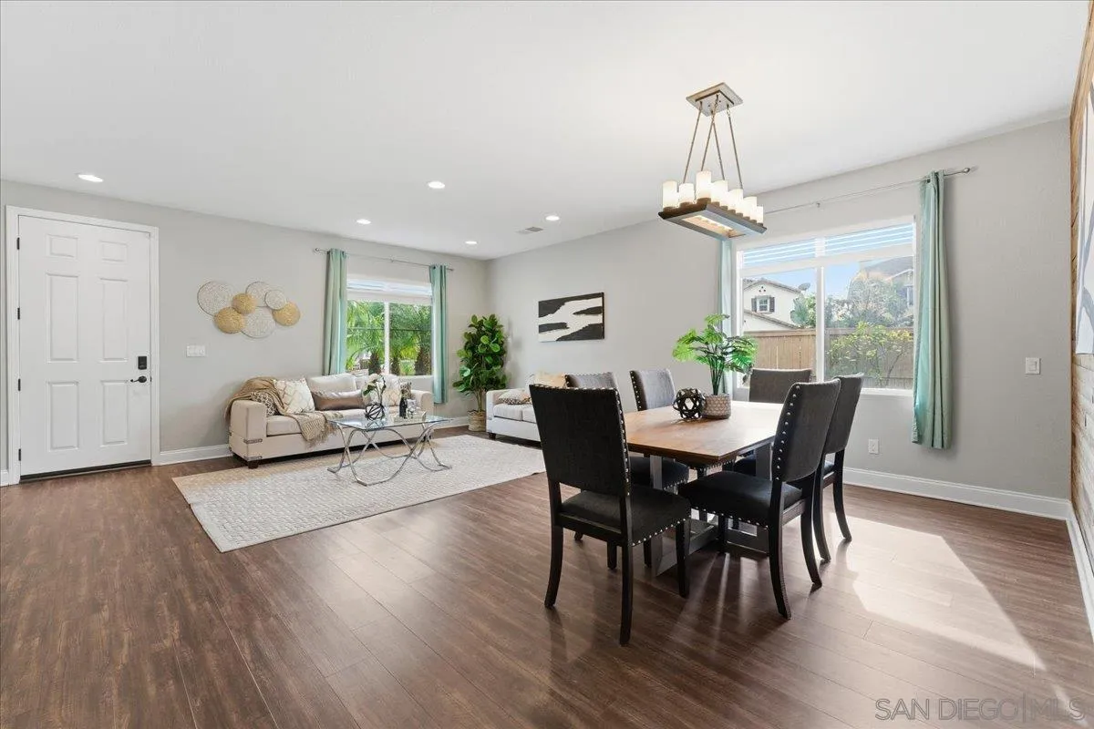 https://cdn.realtyfeed.com/cdn/127/260002219/6544bd726f03ef0e4d8a190b1b04a83e.webp