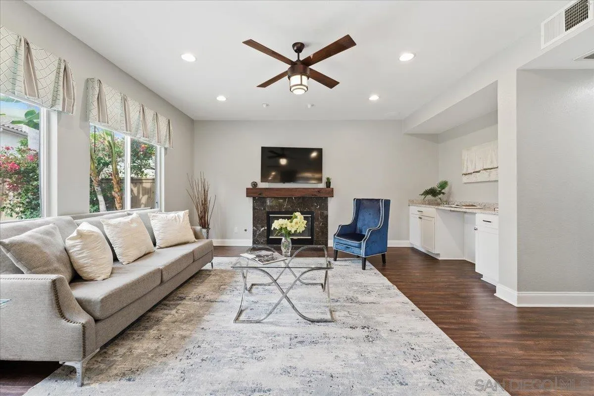https://cdn.realtyfeed.com/cdn/127/260002219/b6818bc750a66d1e41bf357ec7a422d9.webp