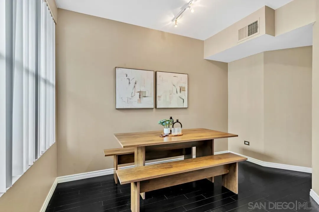 Photo #8: 260002220 Listing: Photo #8