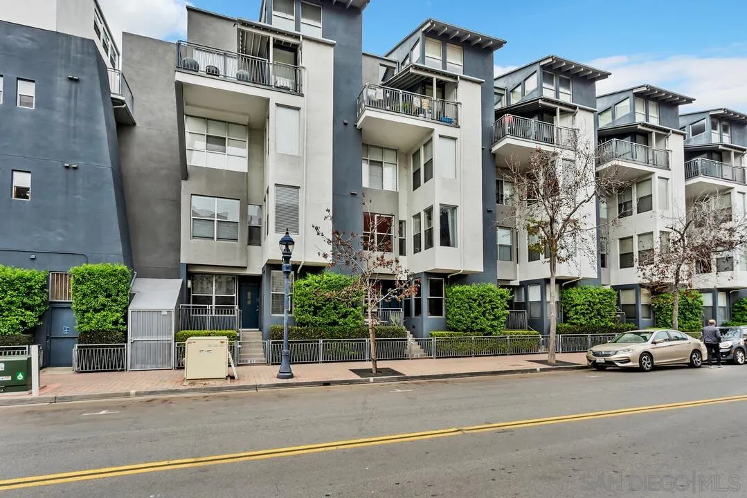 Photo #4: 260002220 Listing: Photo #4