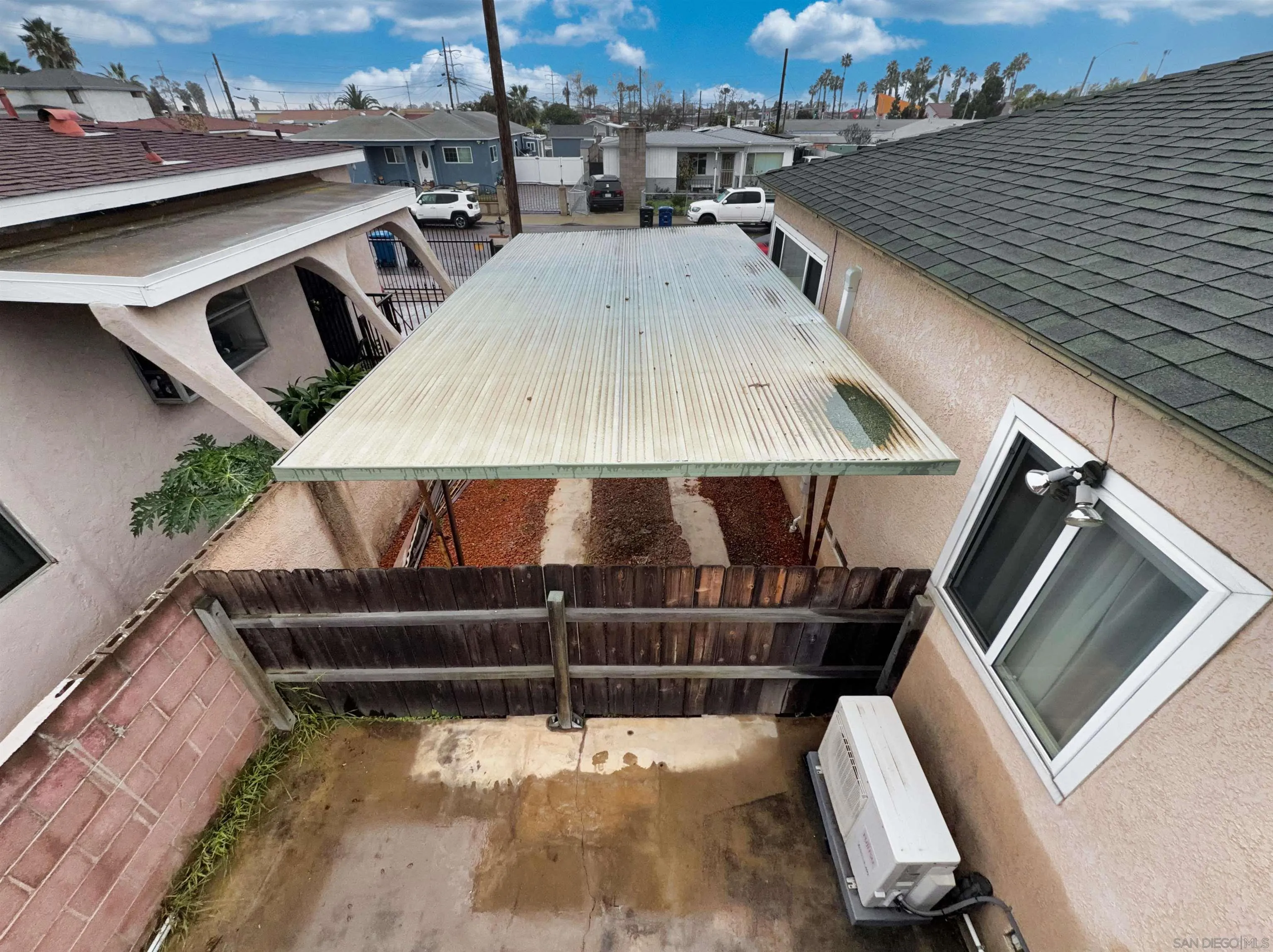 https://cdn.realtyfeed.com/cdn/127/260002223/4f54a5fe1356fb96e2581c82c687e8e4.webp