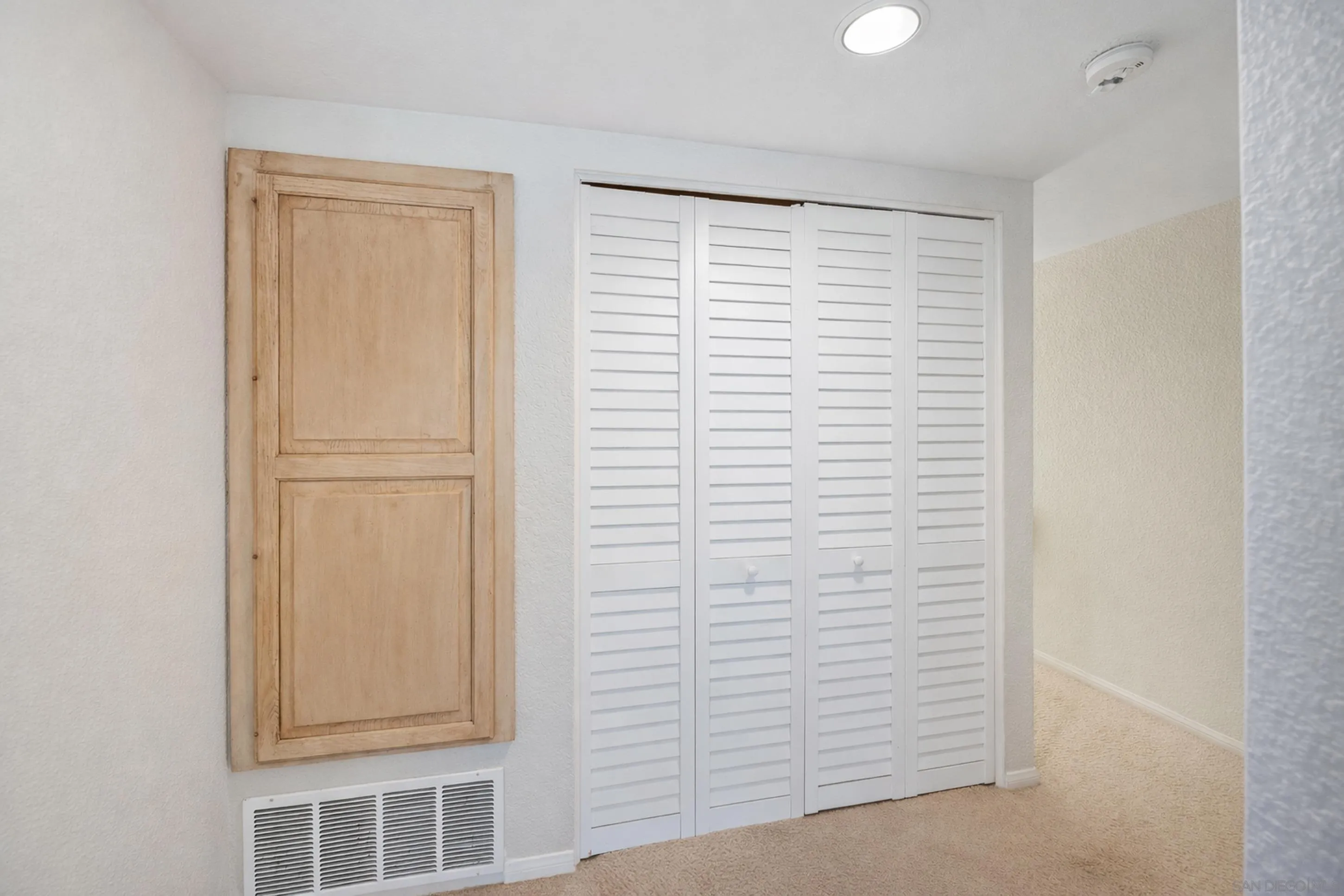 https://cdn.realtyfeed.com/cdn/127/260002224/09ea2186d6ac64b34baf56c69ff46e8e.webp