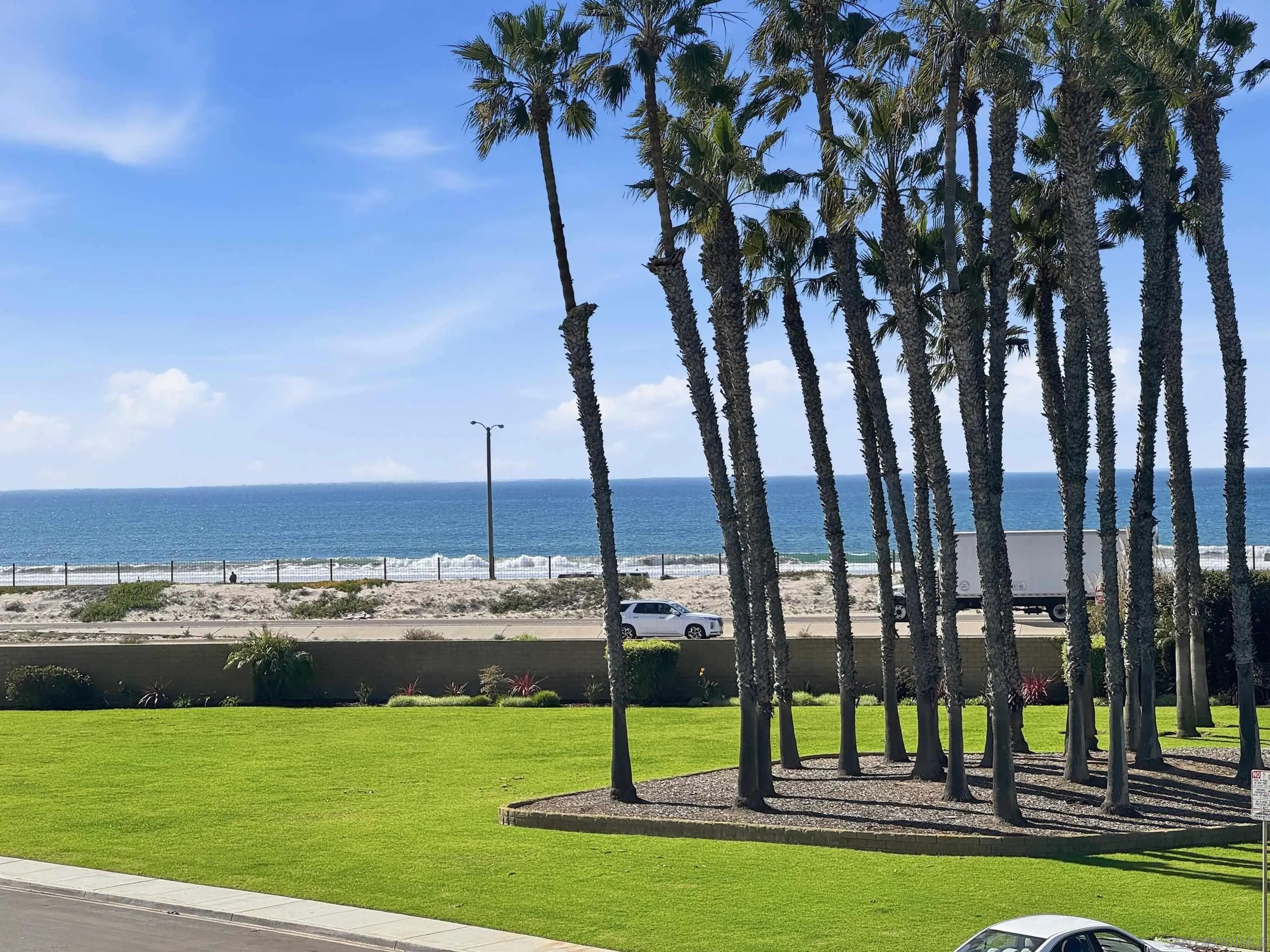 https://cdn.realtyfeed.com/cdn/127/260002224/0ae9eb7edf7ccda87a8b38facad216ca.webp