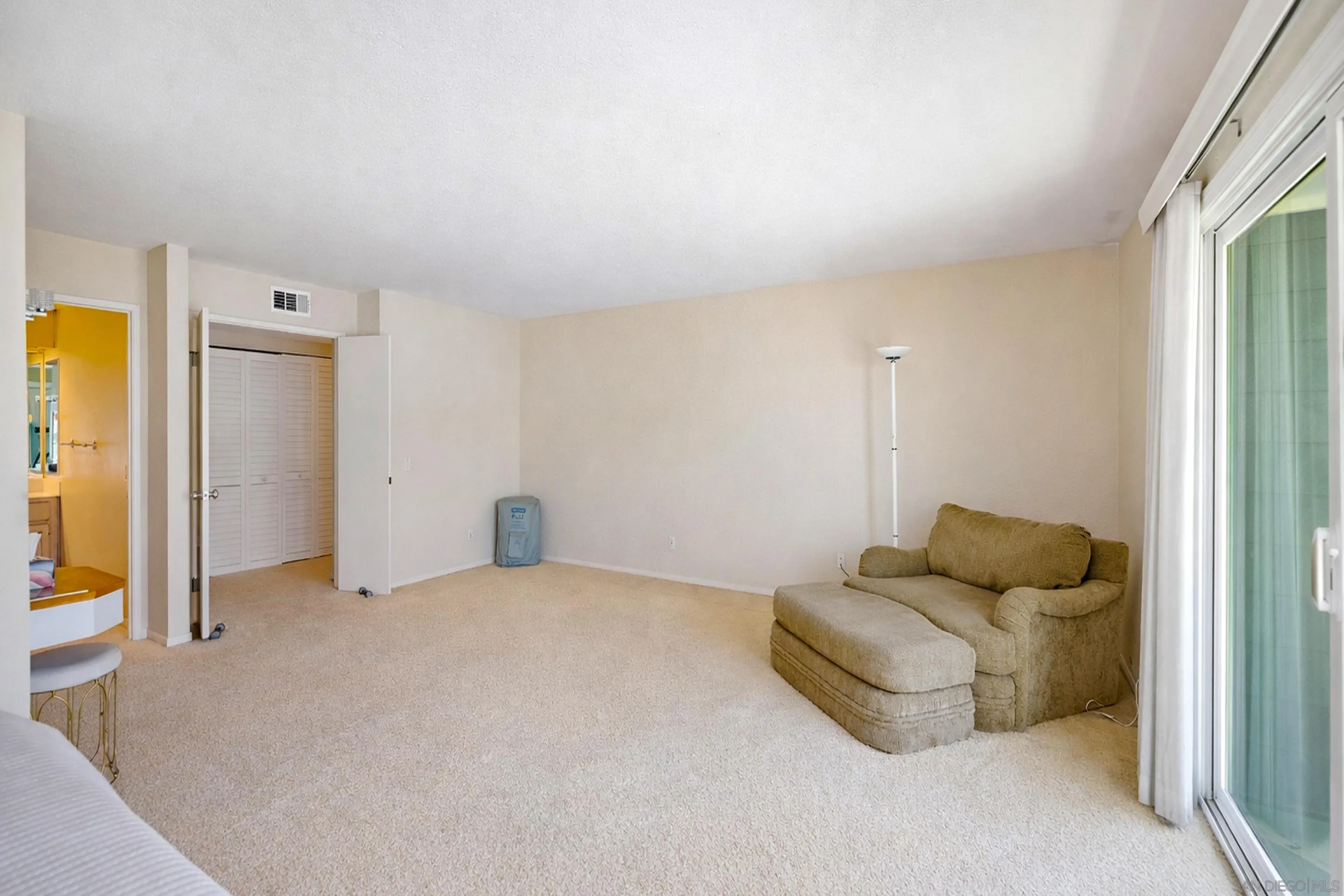 https://cdn.realtyfeed.com/cdn/127/260002224/24d6a593c7ebad2c8183014d7f133fca.webp